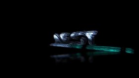 AE--人物旋转出场